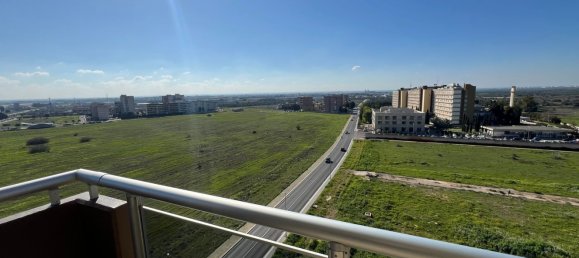 3 bedrooms Apartment in Bari, Italy No. 381727 11