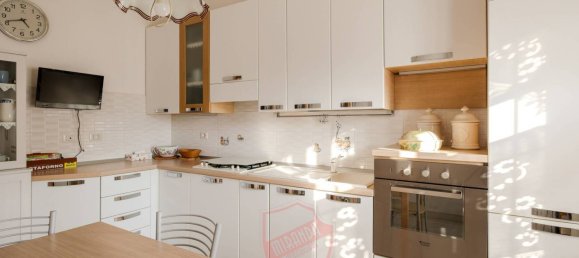 2 غرف نوم فيلا في Cinisello Balsamo, Italy رقم 128963 8