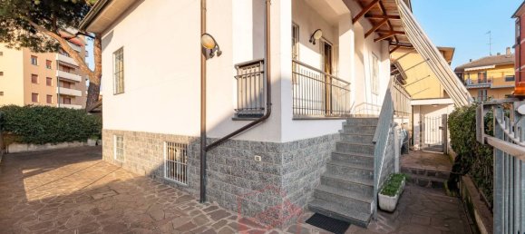 2 غرف نوم فيلا في Cinisello Balsamo, Italy رقم 128963 4