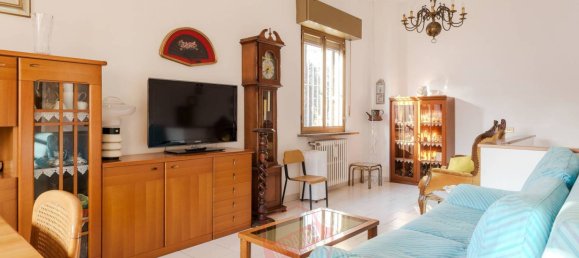 2 غرف نوم فيلا في Cinisello Balsamo, Italy رقم 128963 3