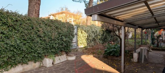 2 غرف نوم فيلا في Cinisello Balsamo, Italy رقم 128963 10