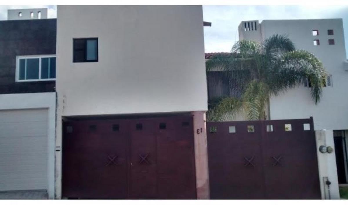 Дом с 4 спальнями в Керетаро, Мексика № 171961