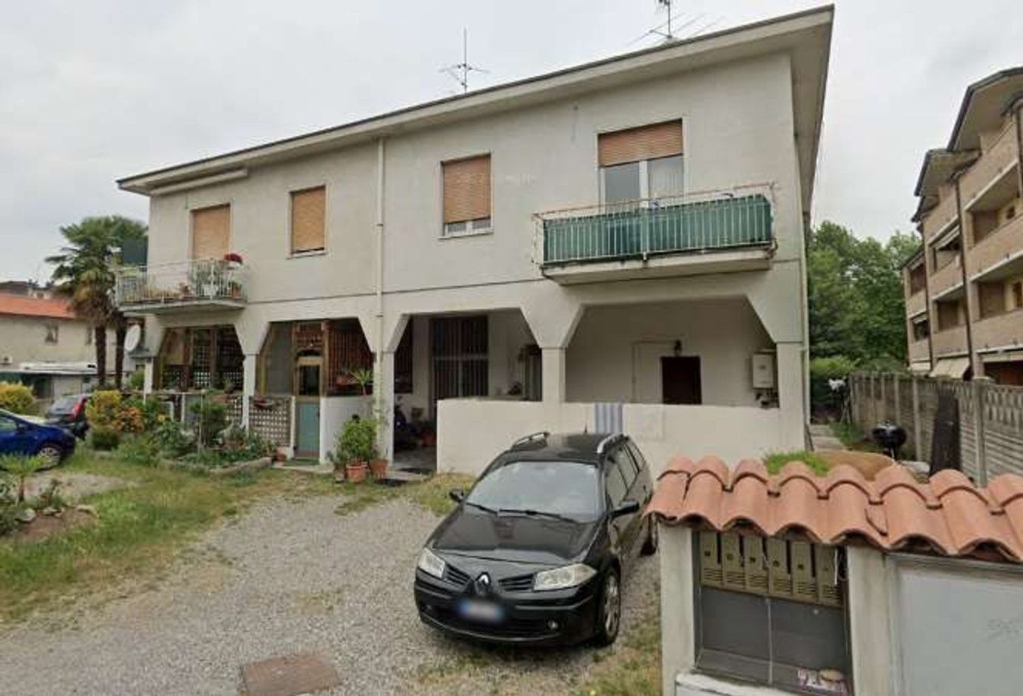 Квартира с 3 комнатами в Бовизио Машаго, Италия № 181654