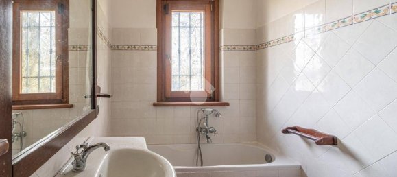 4 bedrooms Villa in Campagnano di Roma, Italy No. 54368 37