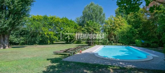 4 bedrooms Villa in Soliera, Italy No. 292837 38