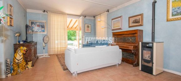 4 bedrooms Villa in Soliera, Italy No. 292837 10