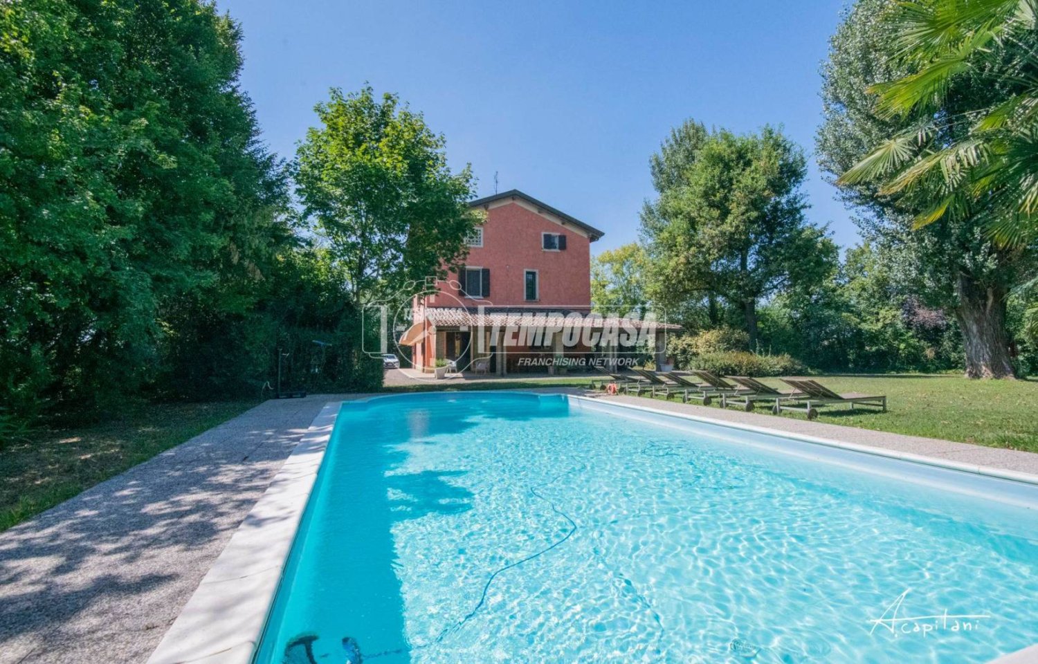 4 bedrooms Villa in Soliera, Italy No. 292837