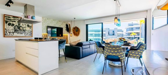 3 غرف نوم شقة في Estepona, Spain رقم 178393 2