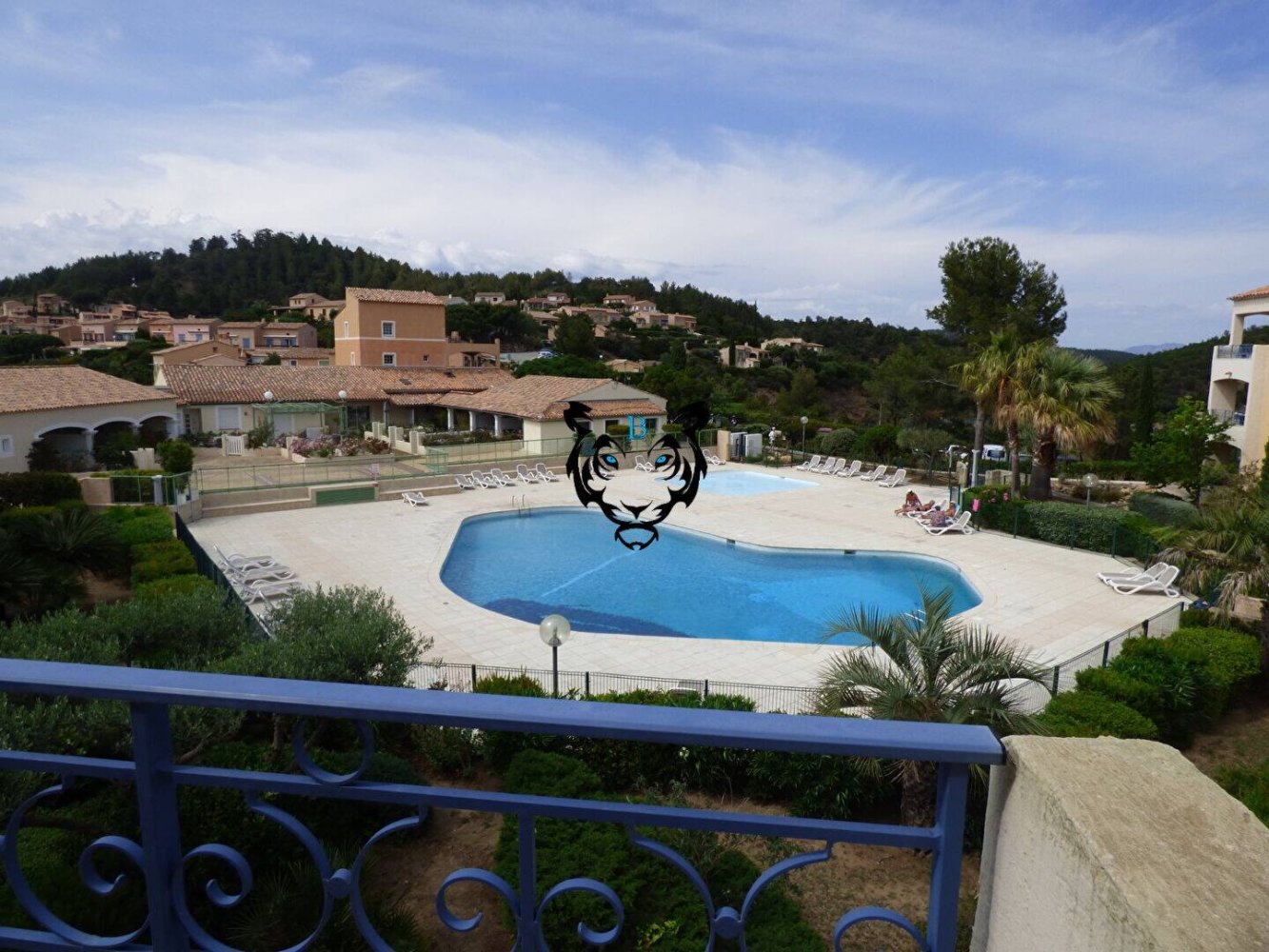 Квартира с 1 спальней в Рокебрюн-сюр-Аржан, Франция № 190689