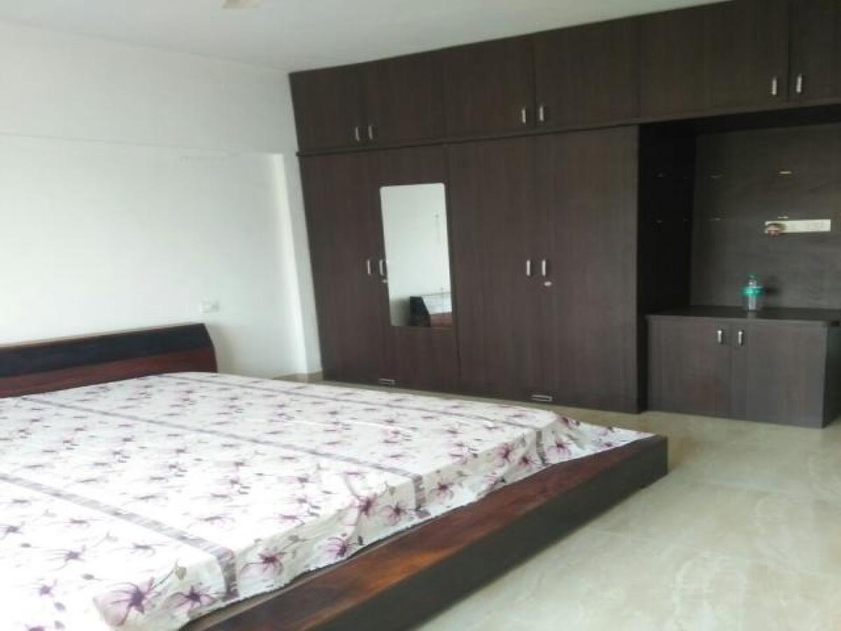 2 bedrooms House in Pune, India No. 46667