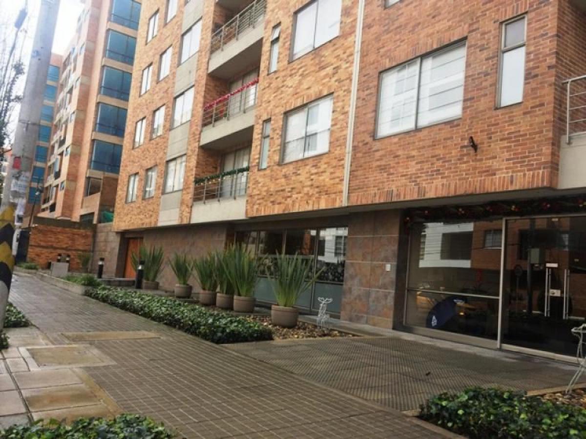 Casa de 2 dormitorios en Bogotá, Colombia No. 13497