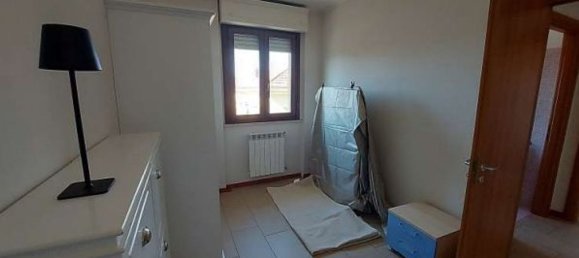 4 rooms Apartment in Busto Arsizio, Italy No. 1668 3