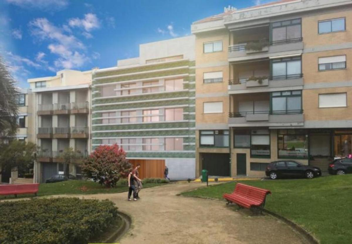 Квартира с 4 спальнями в Порту, Португалия № 2349