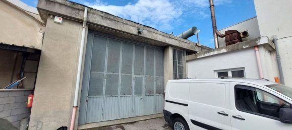 Entrepôt à Arosio, Italy 550m² No. 380570 8