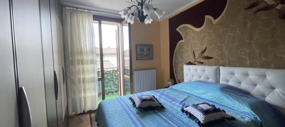 Квартира с 2 комнатами в Казирате д’Адда, Италия № 89979 27