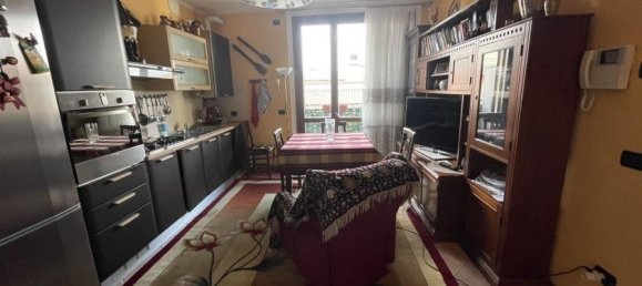 Квартира с 2 комнатами в Казирате д’Адда, Италия № 89979 16