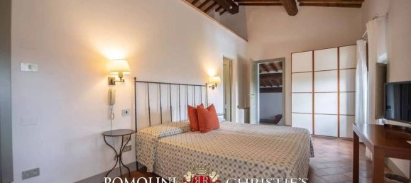 24 bedrooms Villa in San Gimignano, Italy No. 126760 37