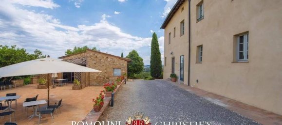 24 bedrooms Villa in San Gimignano, Italy No. 126760 8