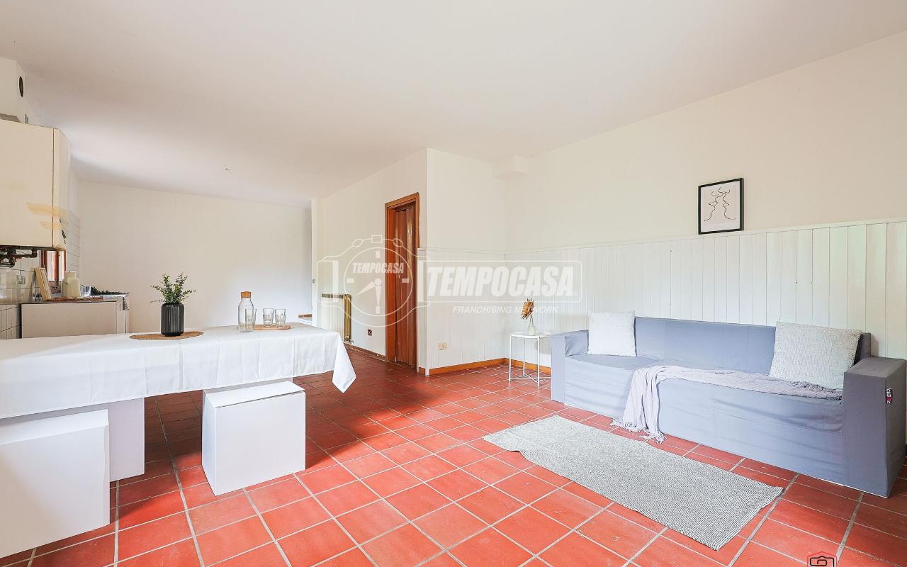 3-salle Appartement à Castel San Pietro Terme, Italy No. 111669
