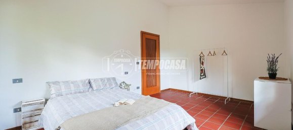 3-salle Appartement à Castel San Pietro Terme, Italy No. 111669 13