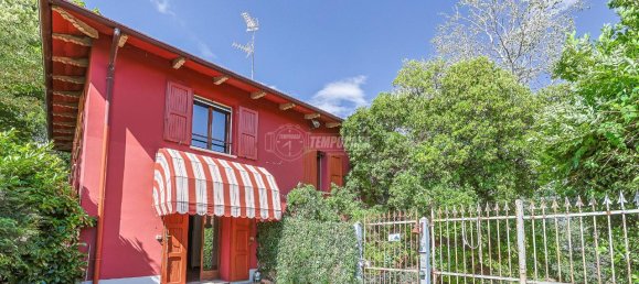 3-salle Appartement à Castel San Pietro Terme, Italy No. 111669 21