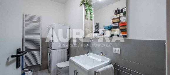 3 bedrooms House in Ravarino, Italy No. 379665 7