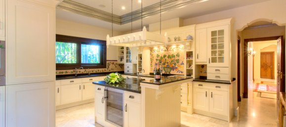 9 chambres Villa à Marbella, Spain No. 99873 7