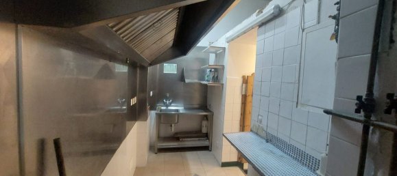 81m² Commercial property in Santander, Spain No. 149851 17