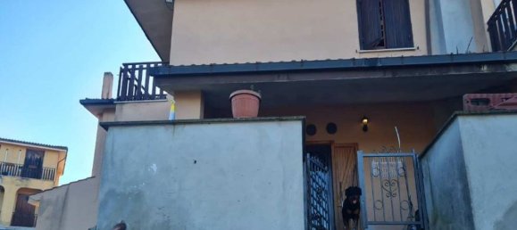 8 rooms House in Ardea, Italy No. 12354 3