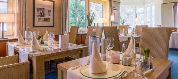 Отель, гостиница 975м² в Херфорд, Германия № 227769 10