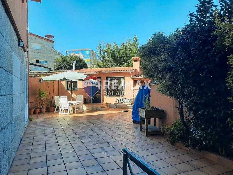 5 bedrooms Duplex in Vigo, Spain No. 209183