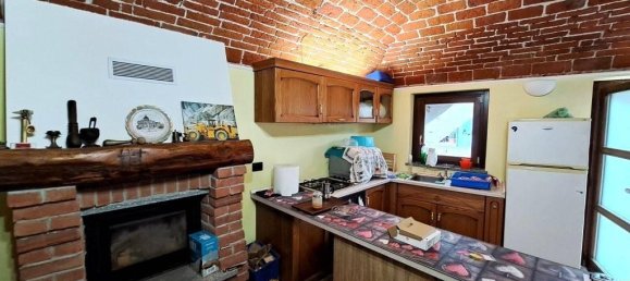 Дом с 3 комнатами в Виллата, Италия № 118402 3