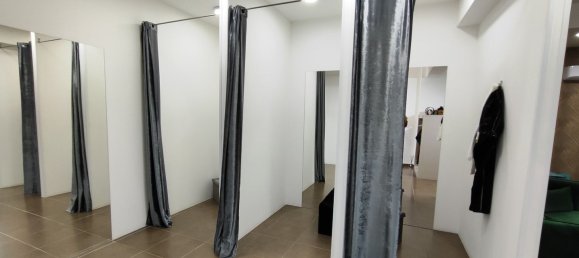 Gewerbliche Immobilie in Vittoria, Italy 220m², Nr. 176423 14