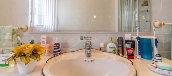 5 bedrooms Villa in Portimao, Portugal No. 197369 32