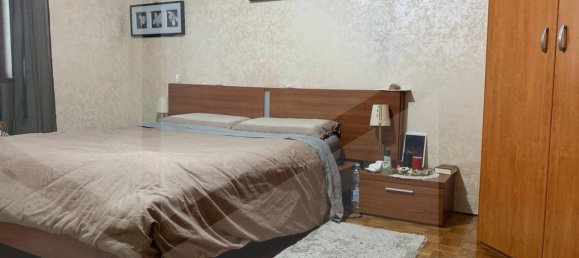 6 rooms Apartment in Vicenza, Italy No. 18572 4
