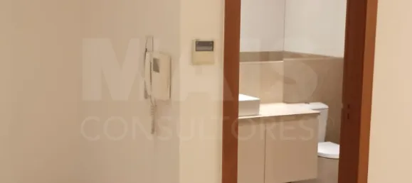 65m² Office in Lisbon, Portugal No. 134264 2