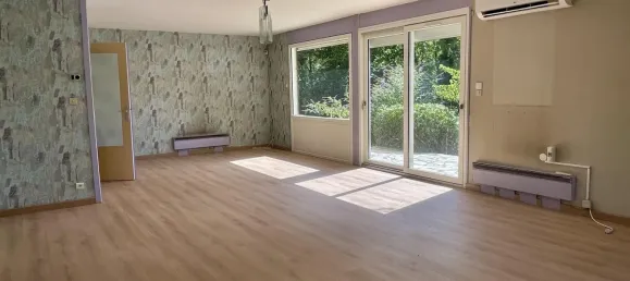 4 bedrooms Villa in Villemoirieu, France No. 321690 3