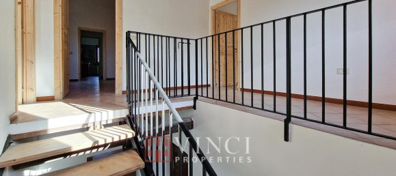 5 bedrooms House in Montelupone, Italy No. 123281 15