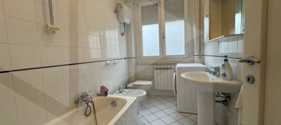 3 rooms Apartment in Vasto, Italy No. 17157 7