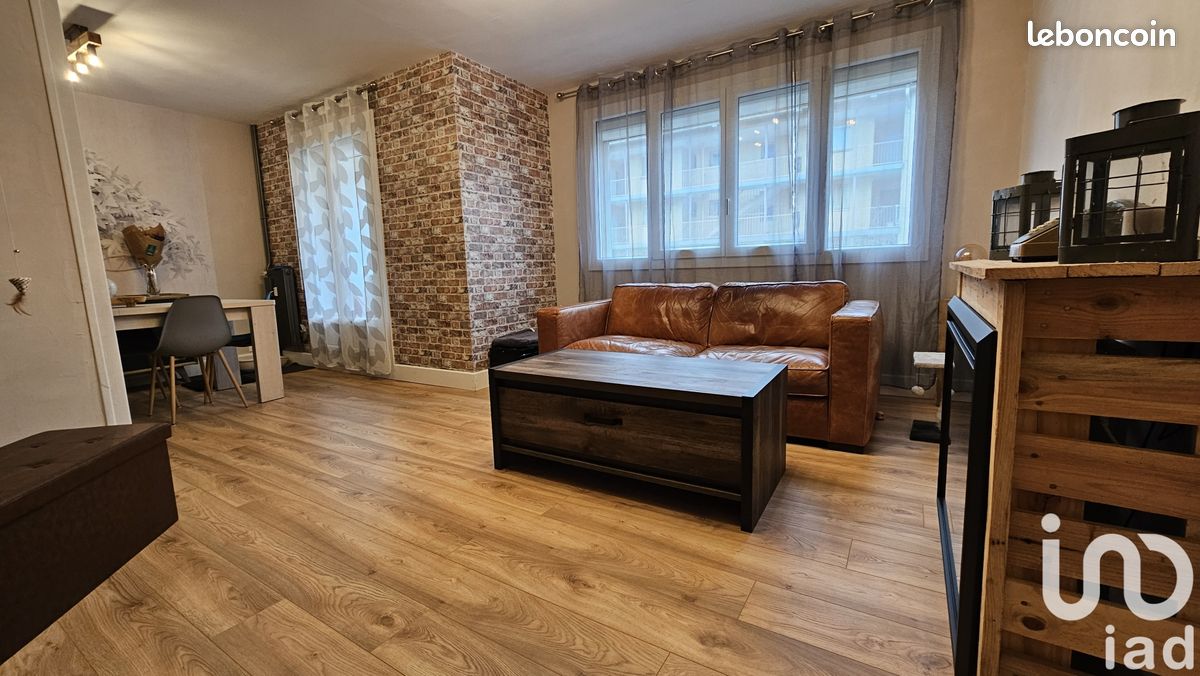 2 bedrooms Apartment in Saint-Max, France No. 47876