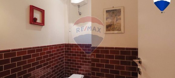 3 rooms Commercial property in Rome, Italy No. 52607 20