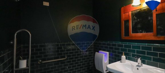 3 rooms Commercial property in Rome, Italy No. 52607 18