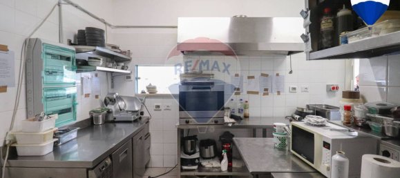 3 rooms Commercial property in Rome, Italy No. 52607 31