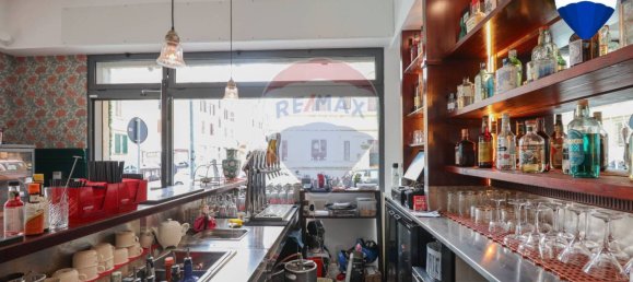 3 rooms Commercial property in Rome, Italy No. 52607 27