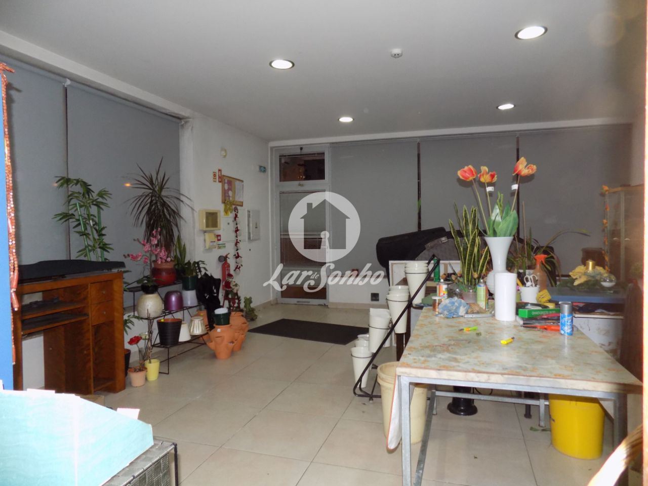 56m² Commercial property in Nine, Portugal No. 35721