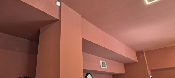 296m² Commercial property in Milan, Italy No. 357957 28