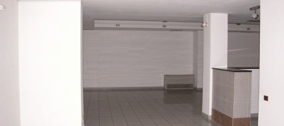 296m² Commercial property in Milan, Italy No. 357957 31