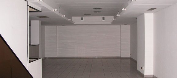 296m² Commercial property in Milan, Italy No. 357957 30