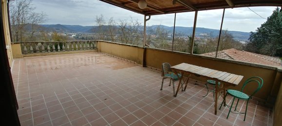 8 rooms House in Orvieto, Italy No. 81029 3