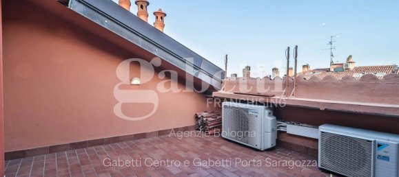 2 bedrooms Apartment in Bologna, Italy No. 19125 9